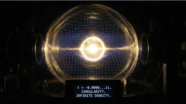 Esfera brilhante em uma instalação futurista.